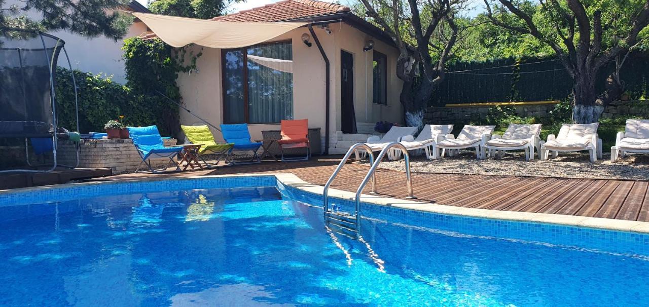Sunny House Izgrev Βίλα Μπαλτσίκ Εξωτερικό φωτογραφία