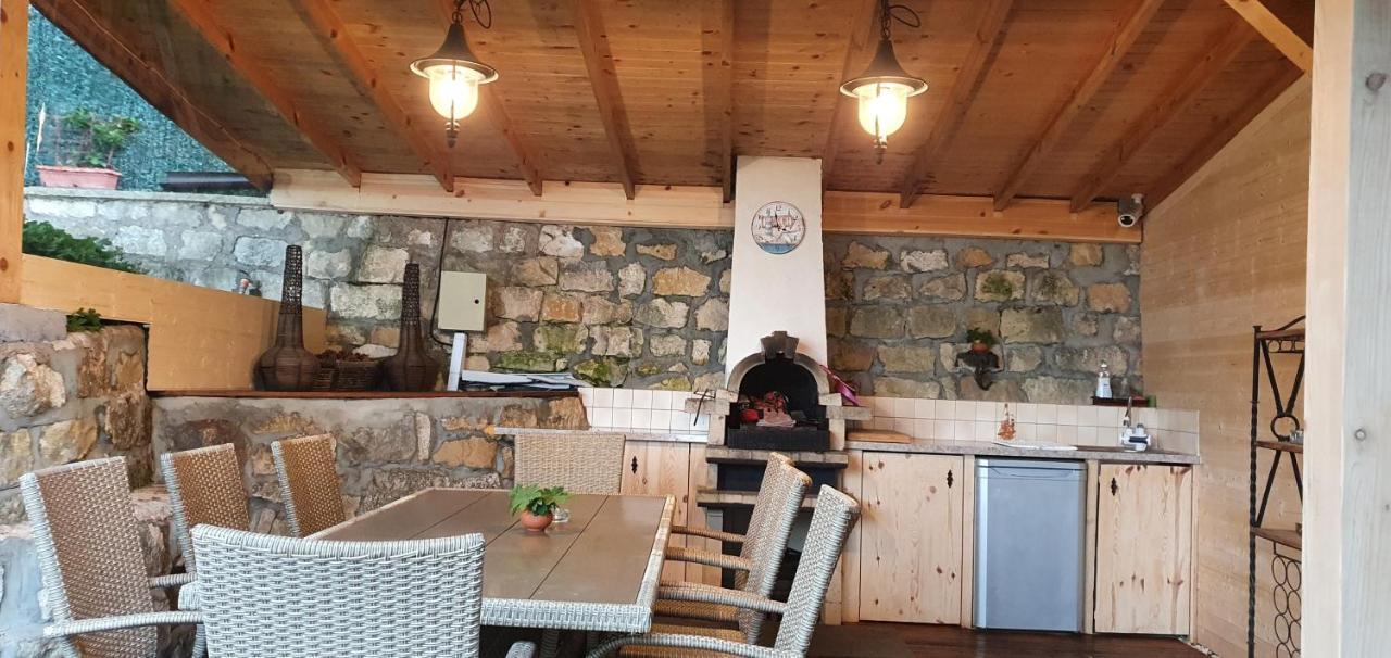 Sunny House Izgrev Βίλα Μπαλτσίκ Εξωτερικό φωτογραφία