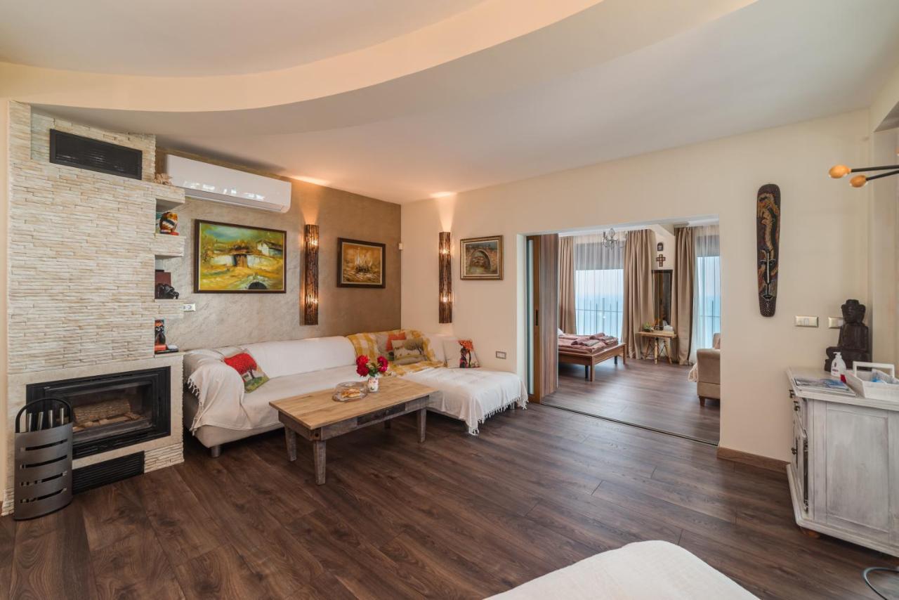 Sunny House Izgrev Βίλα Μπαλτσίκ Εξωτερικό φωτογραφία