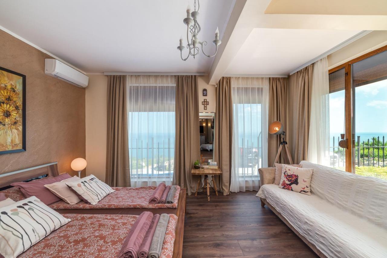 Sunny House Izgrev Βίλα Μπαλτσίκ Εξωτερικό φωτογραφία