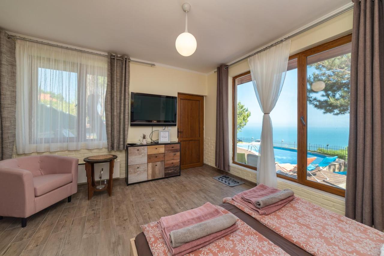 Sunny House Izgrev Βίλα Μπαλτσίκ Εξωτερικό φωτογραφία