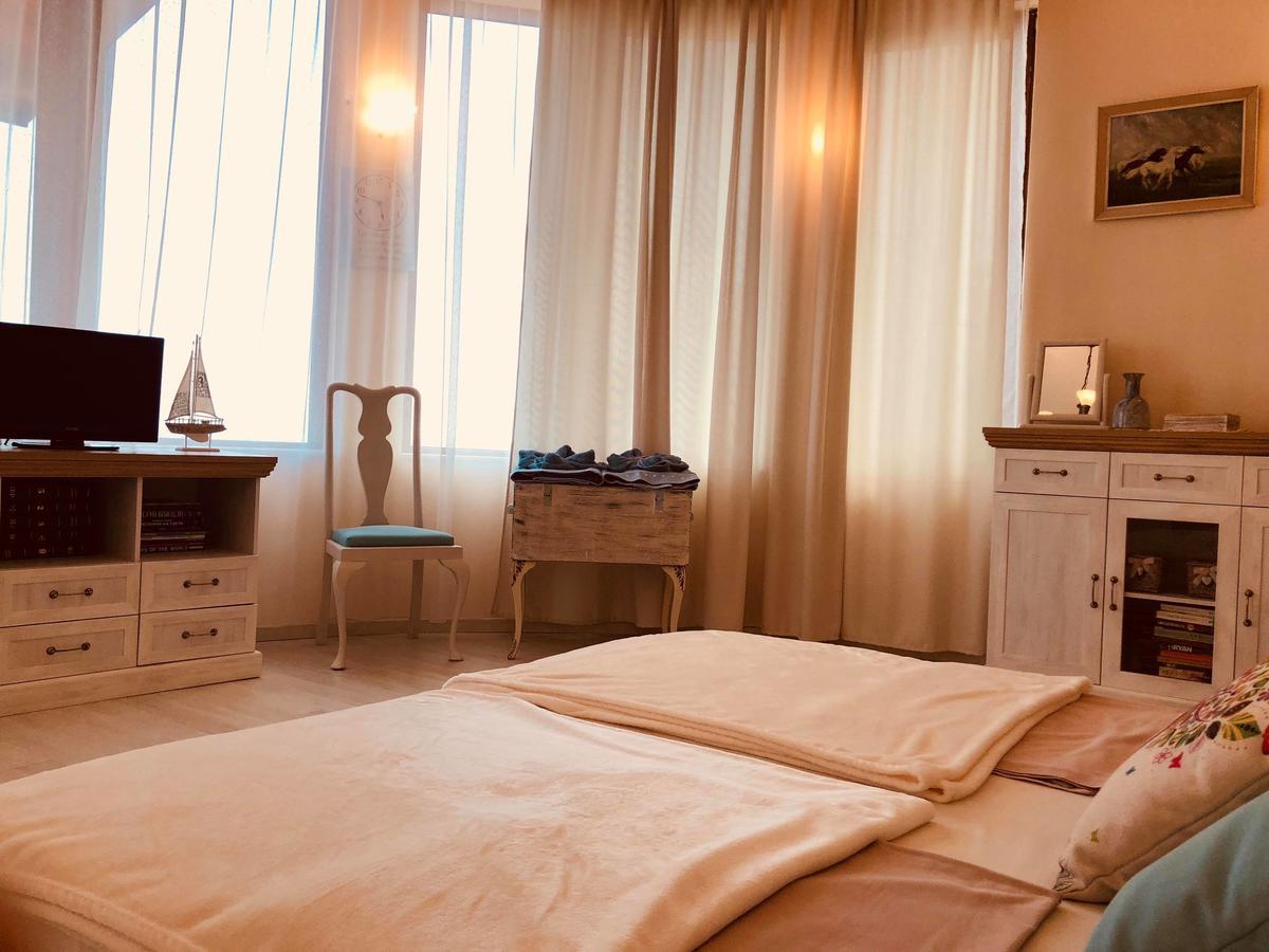 Sunny House Izgrev Βίλα Μπαλτσίκ Εξωτερικό φωτογραφία
